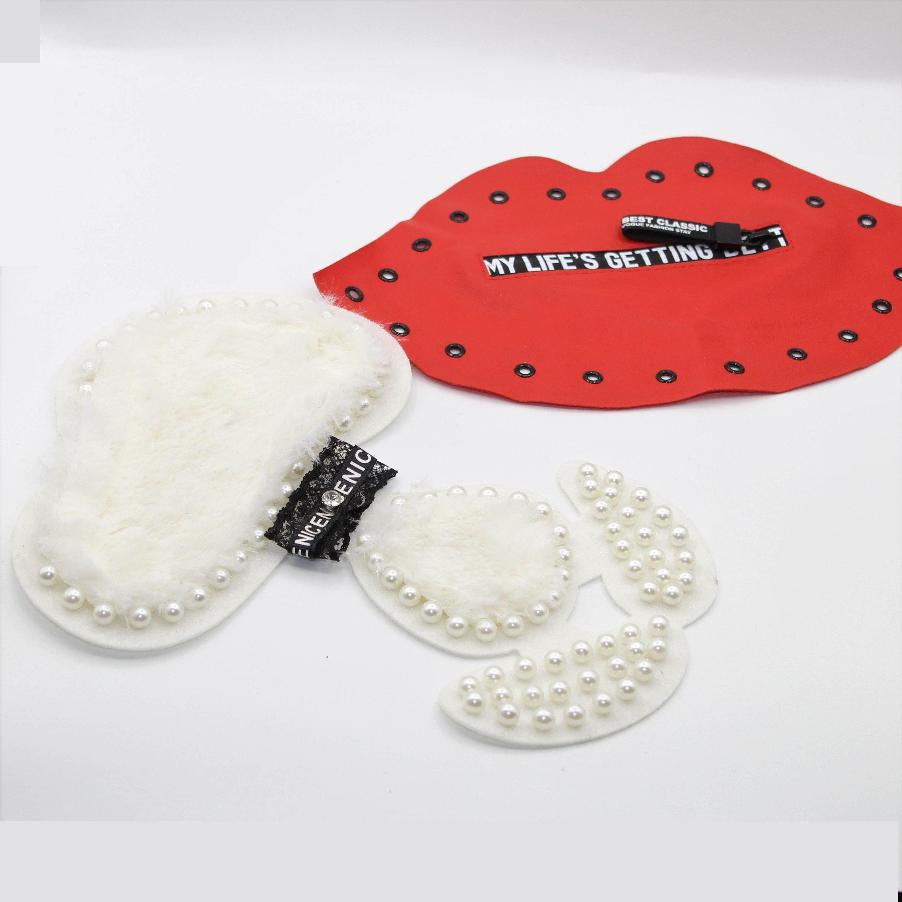 Sets of Iron-on and / or Sew-on Patches - ACCESSOIRES LEDUC BV