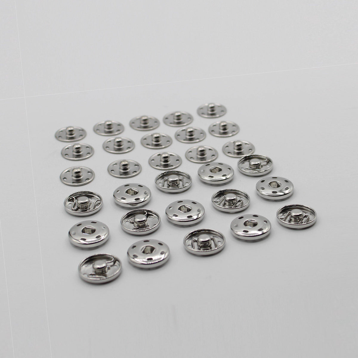 Snap Fasteners Buttons in Metal Silver or Black (Sew on) - ACCESSOIRES LEDUC BV