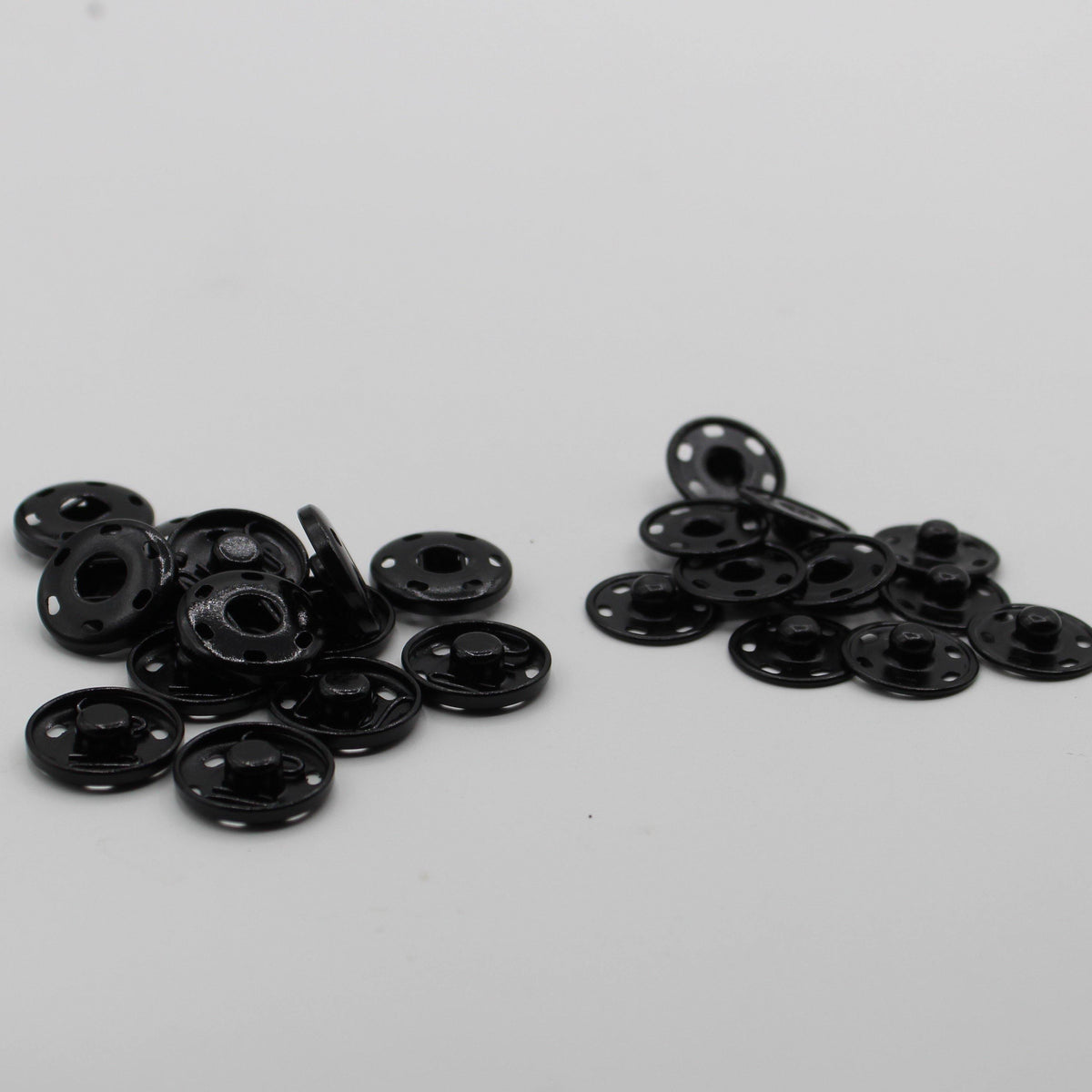 Snap Fasteners Buttons in Metal Silver or Black (Sew on) - ACCESSOIRES LEDUC BV