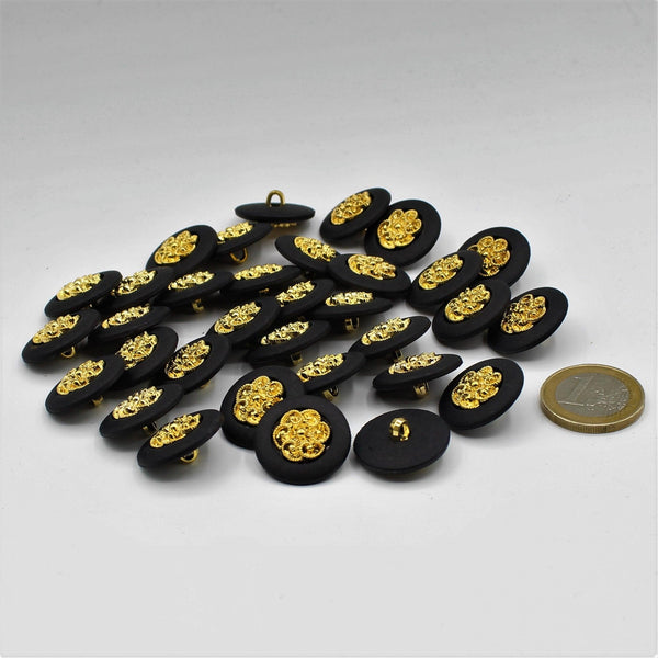 Schwarzer Knopf mit goldenem Blumenmuster 15 und 21 mm