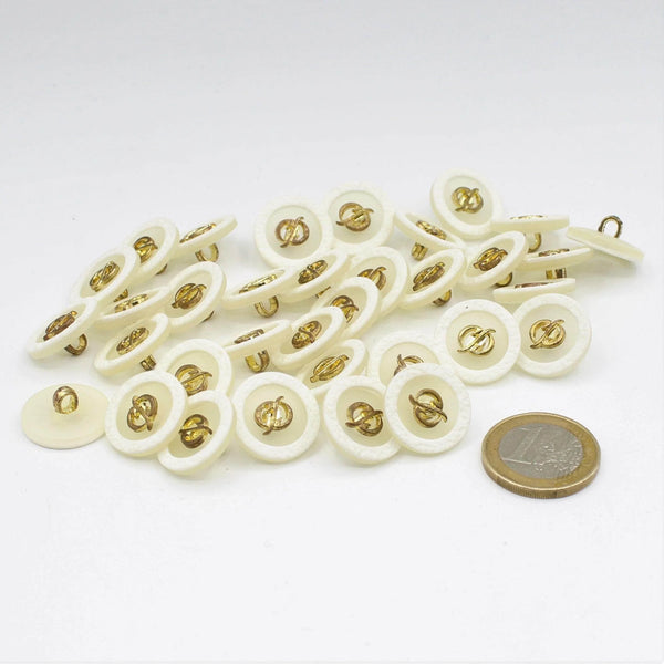 White Button with Gold Pattern 18mm - ACCESSOIRES LEDUC BV