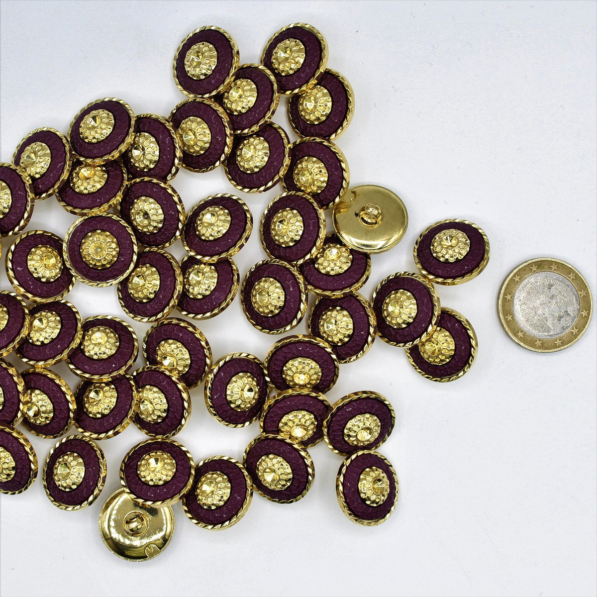 7 and 10mm White and Purple Button with Gold Core and Circle - ACCESSOIRES LEDUC