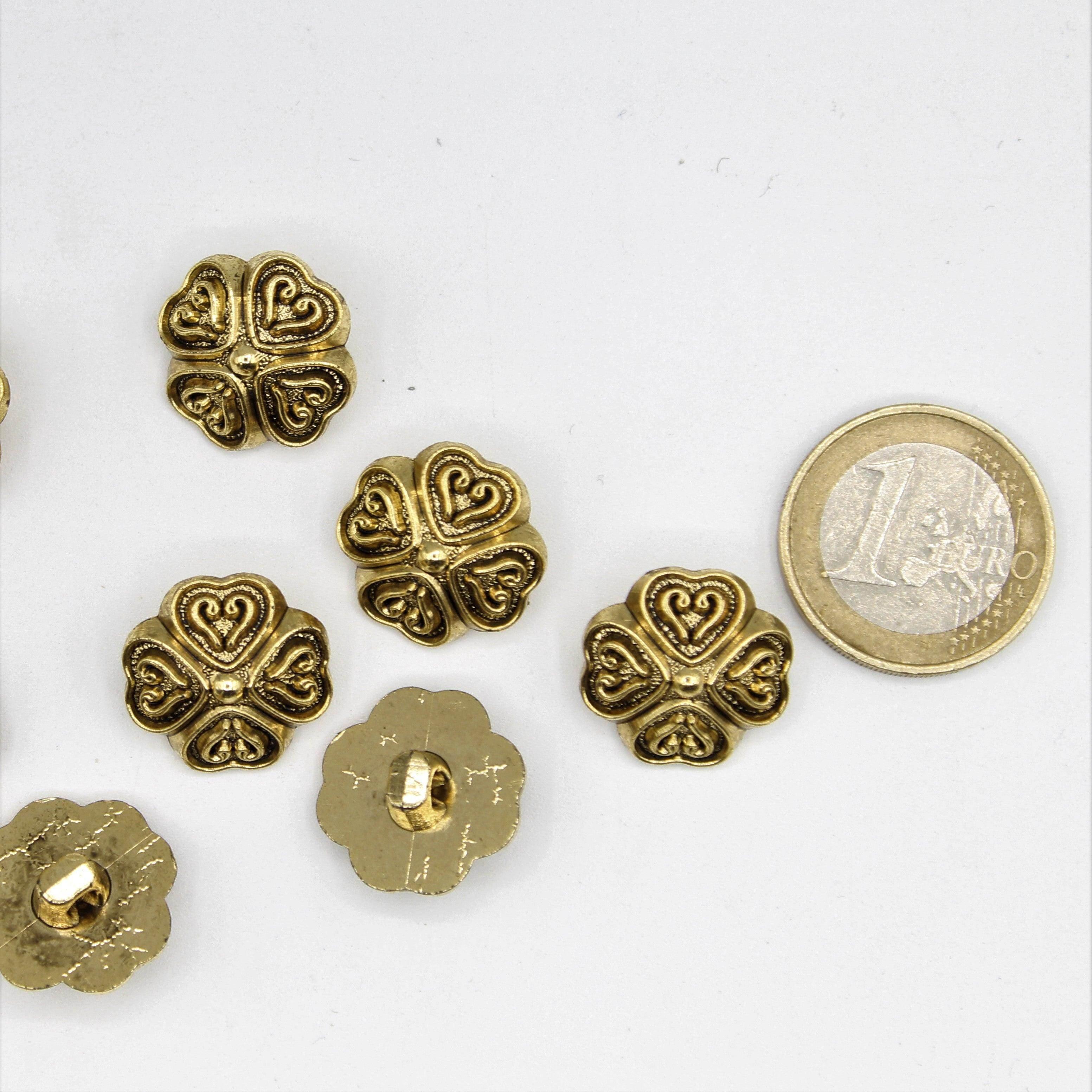 gold or silver button with heart patterns - ACCESSOIRES LEDUC BV