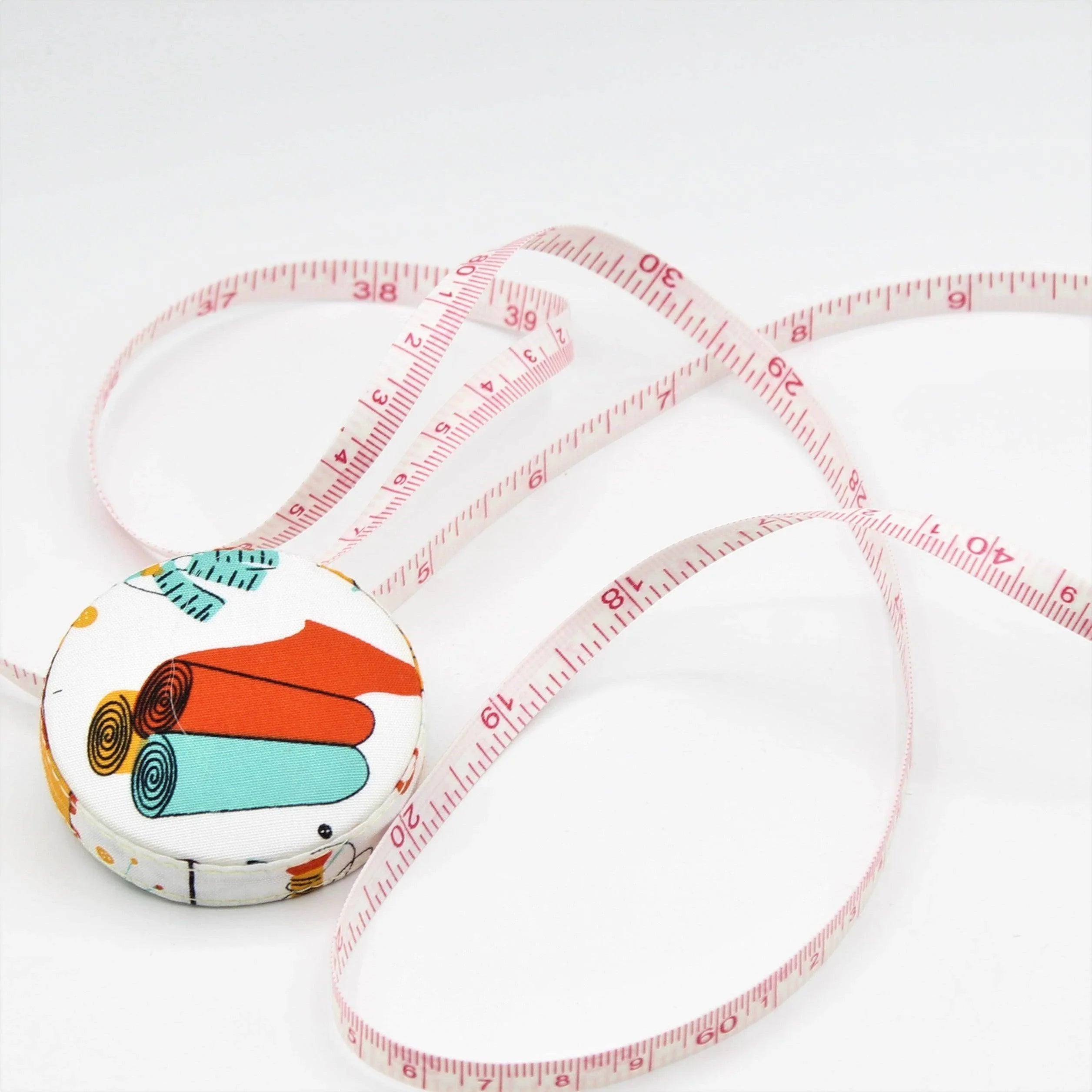 Sewing box with matching tape measure and cushion - ACCESSOIRES LEDUC BV