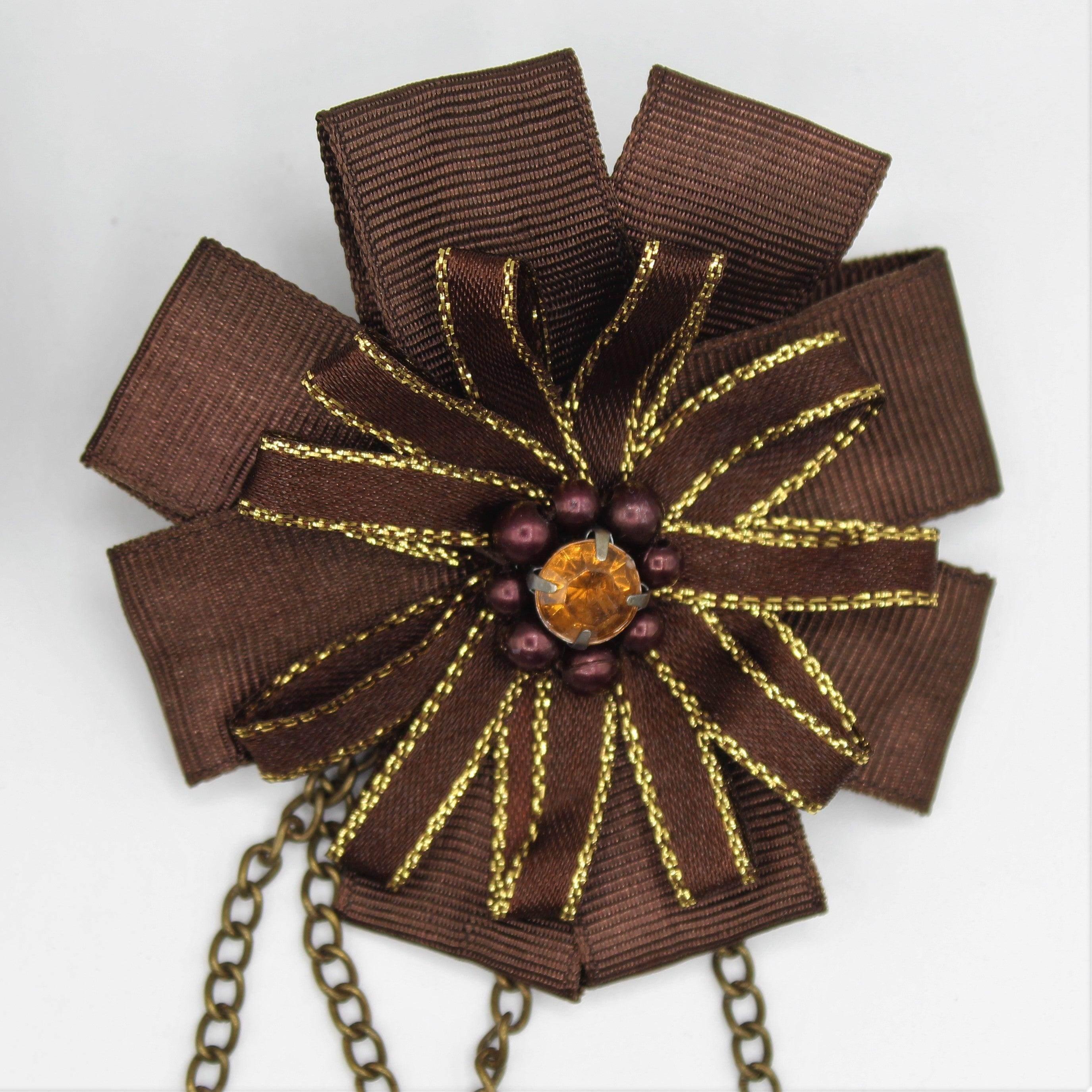 60 mm Brooches Double Flowers with Gold Edges and Safety Pin with Double chain - ACCESSOIRES LEDUC BV
