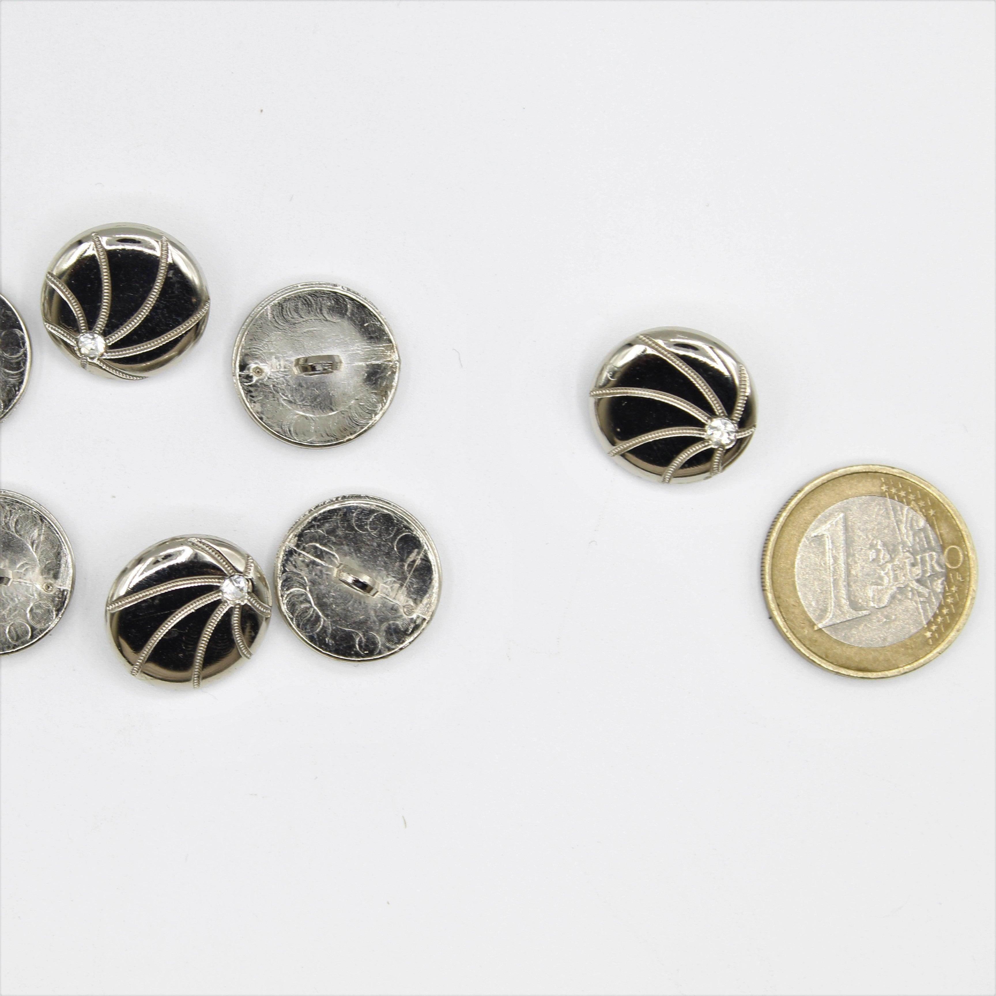 Silver Button in the Shape of a Basketball with Strass 14 and 18mm - ACCESSOIRES LEDUC BV