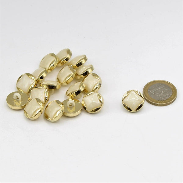 Ösenknopf in Gold und Weiß in quadratischer Form 15 mm