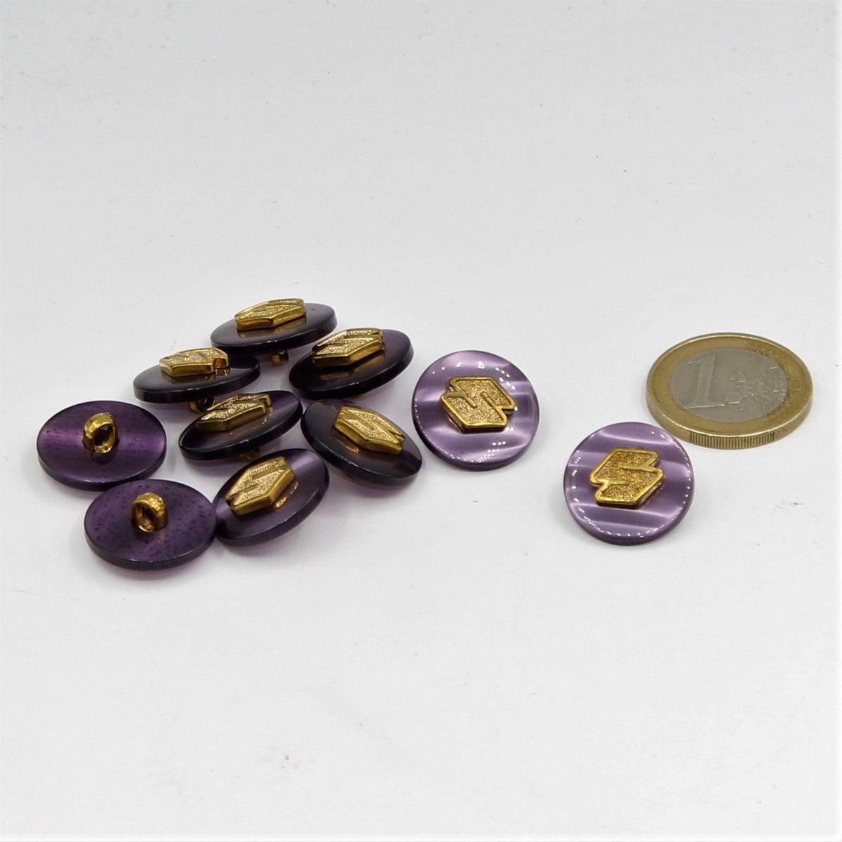 White or Purple Shank Button with Gold "S" Design 6 and 9mm - ACCESSOIRES LEDUC