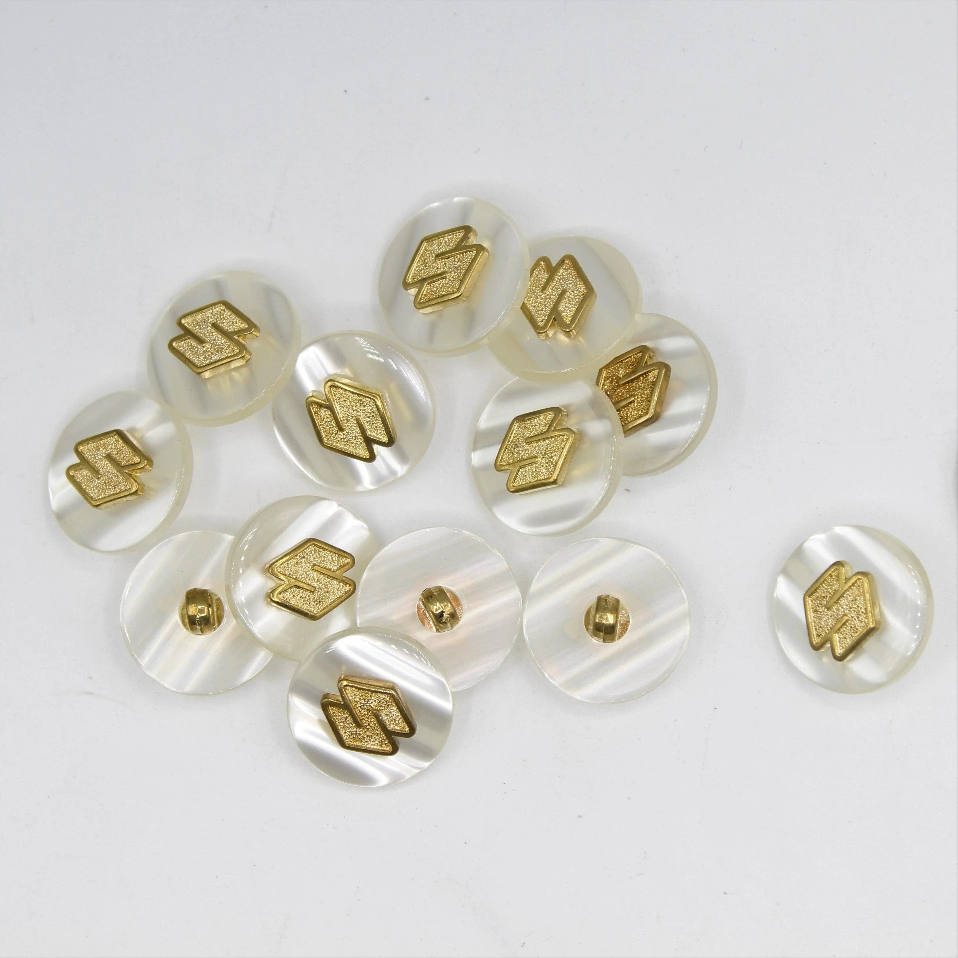 White or Purple Shank Button with Gold "S" Design 6 and 9mm - ACCESSOIRES LEDUC