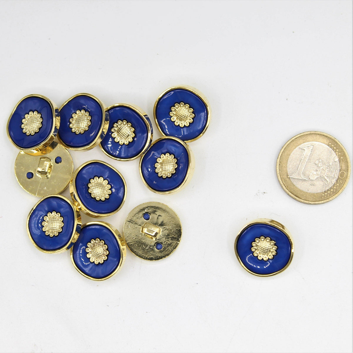 Black, white and Blue Shank Button with Gold 6,9 and 12mm - ACCESSOIRES LEDUC