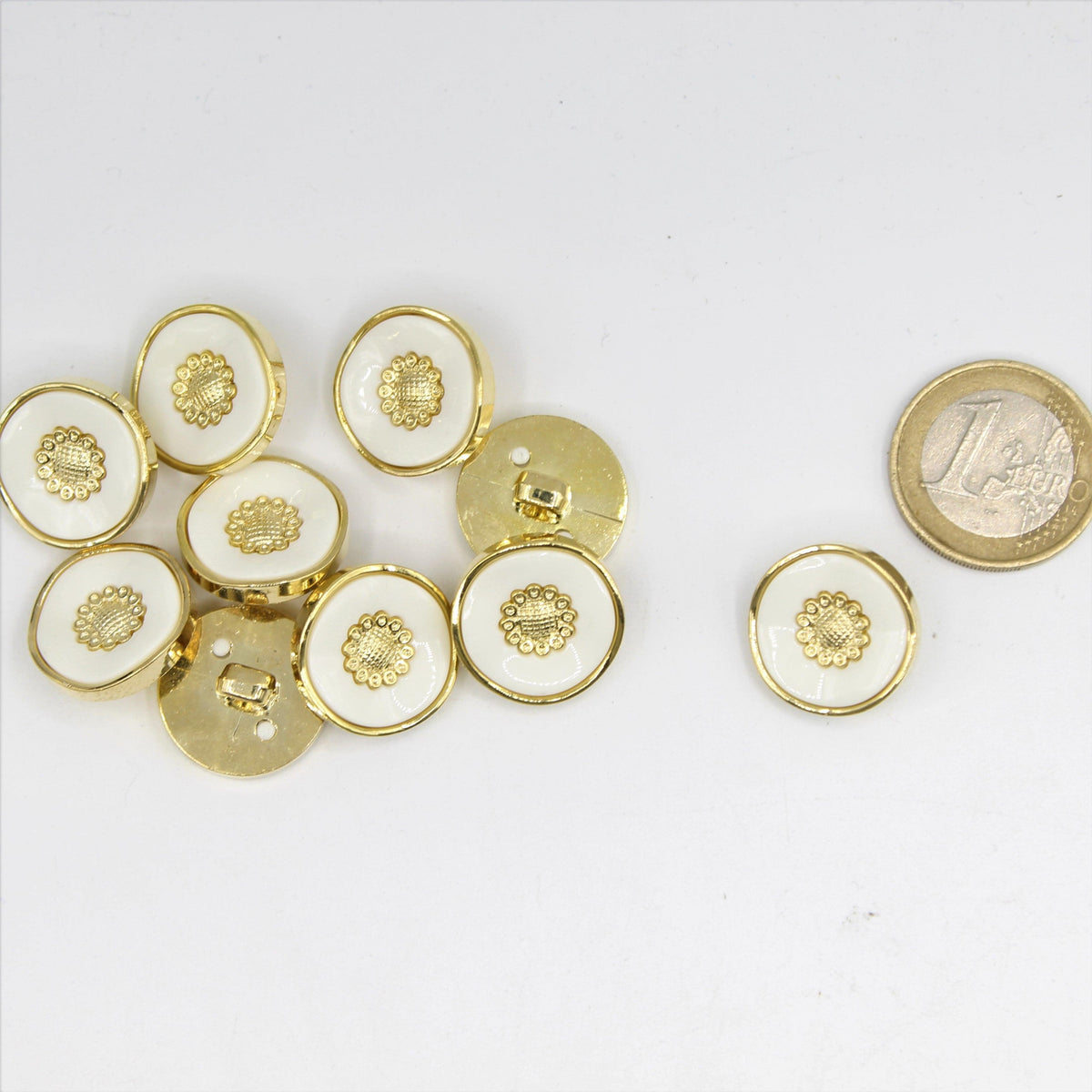 Black, white and Blue Shank Button with Gold 6,9 and 12mm - ACCESSOIRES LEDUC