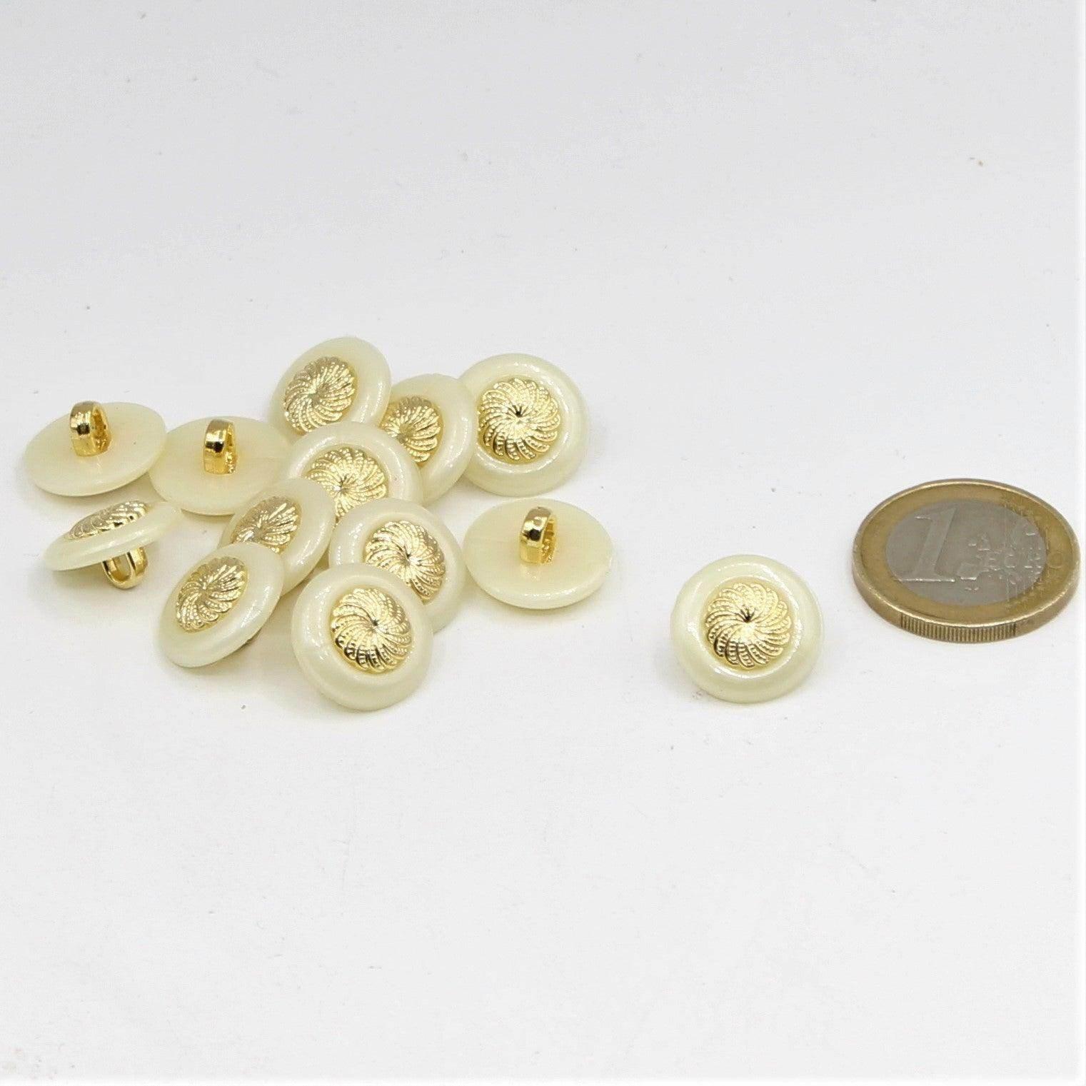 White Shank Button with Gold Spiral 15, 21mm - ACCESSOIRES LEDUC BV