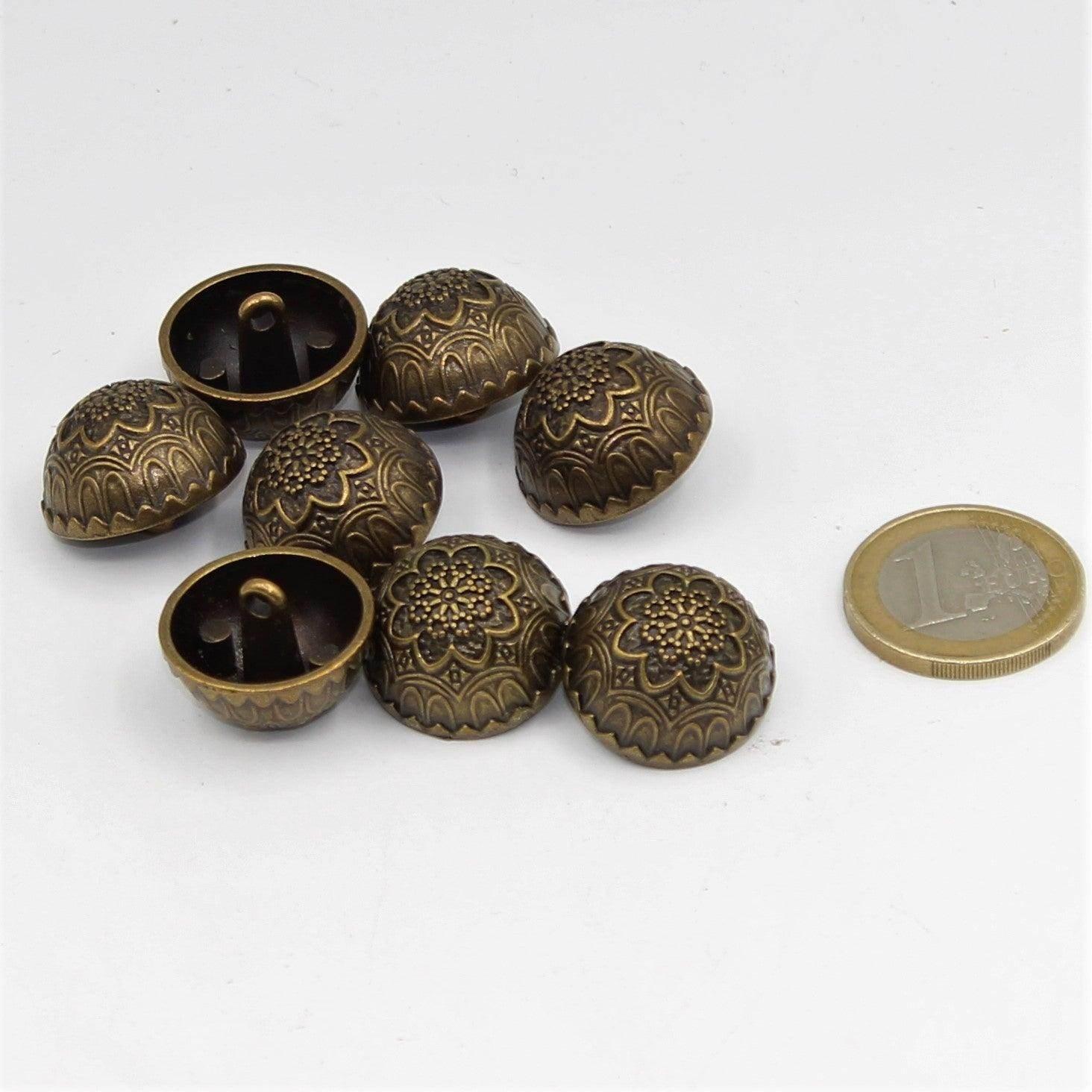 Vintage Metal Zamac Shank Button with Flower Pattern 15,18,20 and 23mm - ACCESSOIRES LEDUC BV