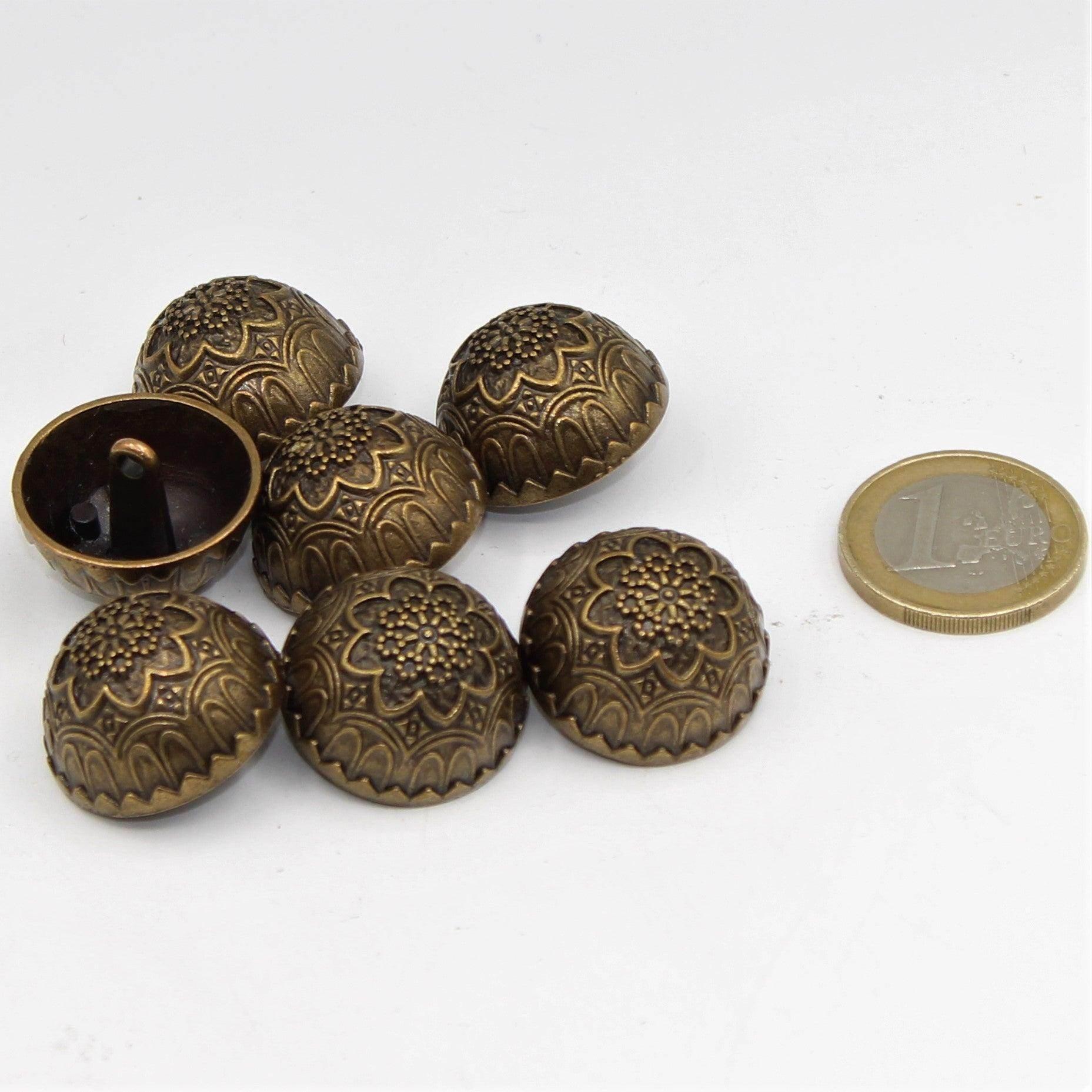 Vintage Metal Zamac Shank Button with Flower Pattern 15,18,20 and 23mm - ACCESSOIRES LEDUC BV