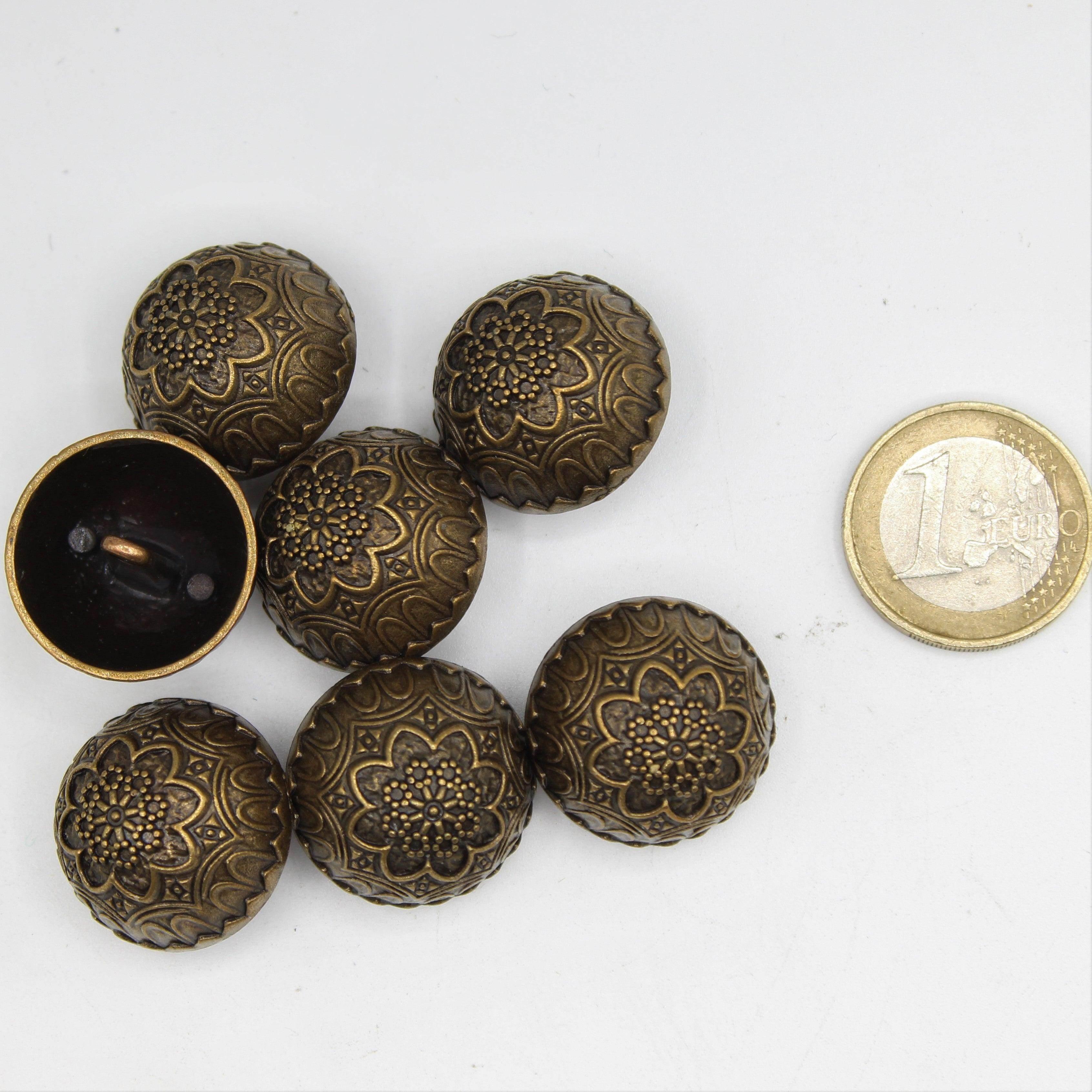 Vintage Metal Zamac Shank Button with Flower Pattern 15,18,20 and 23mm - ACCESSOIRES LEDUC BV