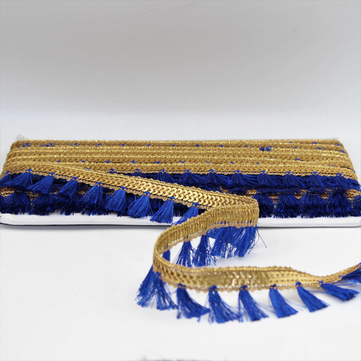 1Meter Golden ribbon with Sequins and Tassel in Different Colors 20mm - ACCESSOIRES LEDUC BV