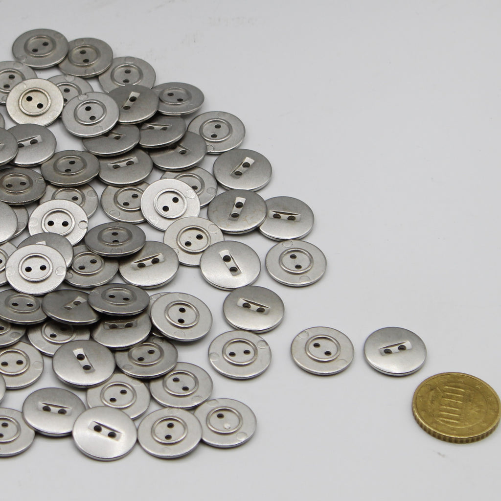 Silver Metal Buttons with two Holes, Flat Buttons in ZAMAK, 18MM