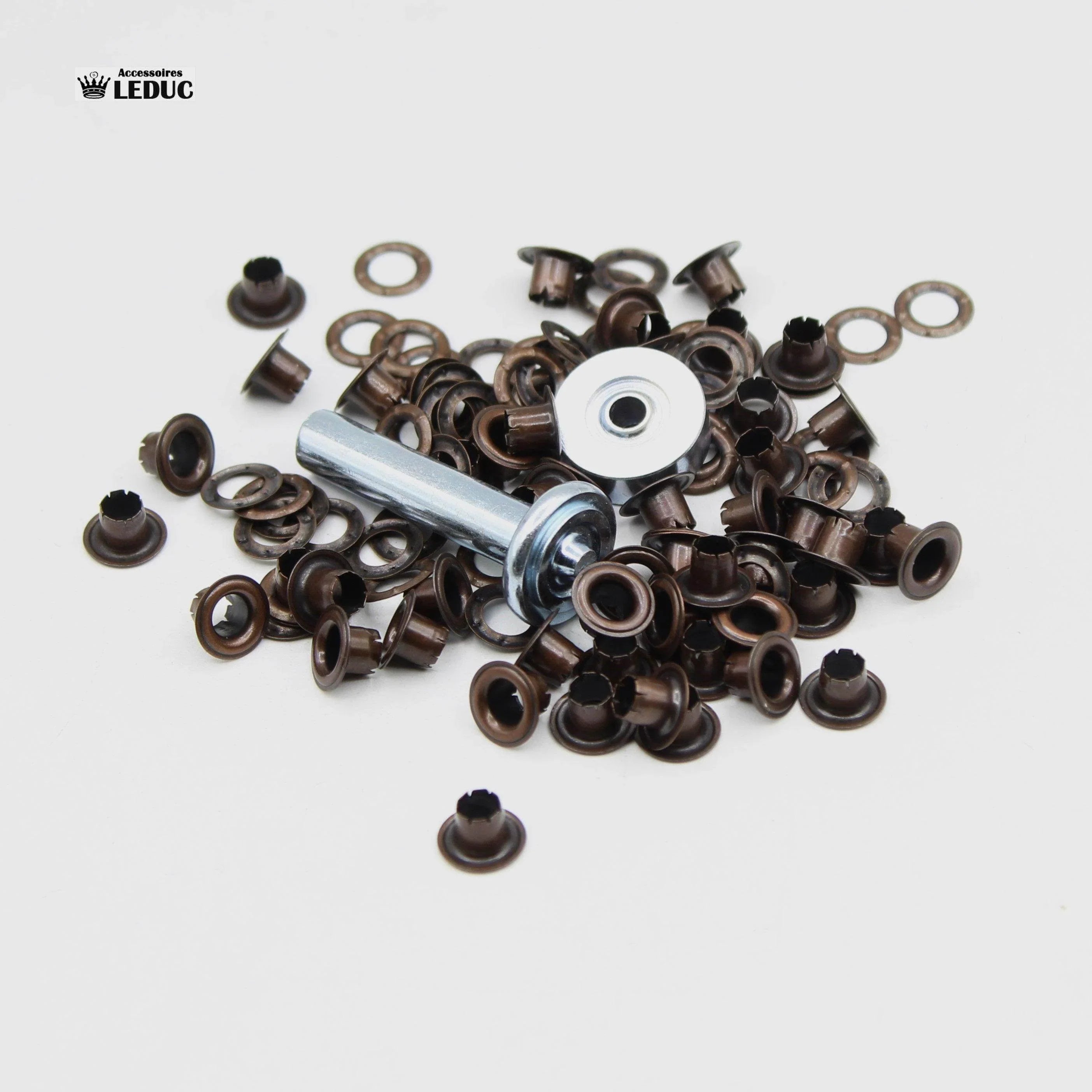 Eyelets Gold , Silver, Bronze, Gunmetal and Rust with Tool - ACCESSOIRES LEDUC BV