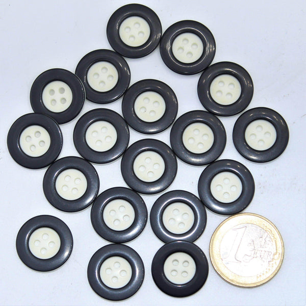 Black&White Compound Button 4 holes #KC44002 - ACCESSOIRES LEDUC BV