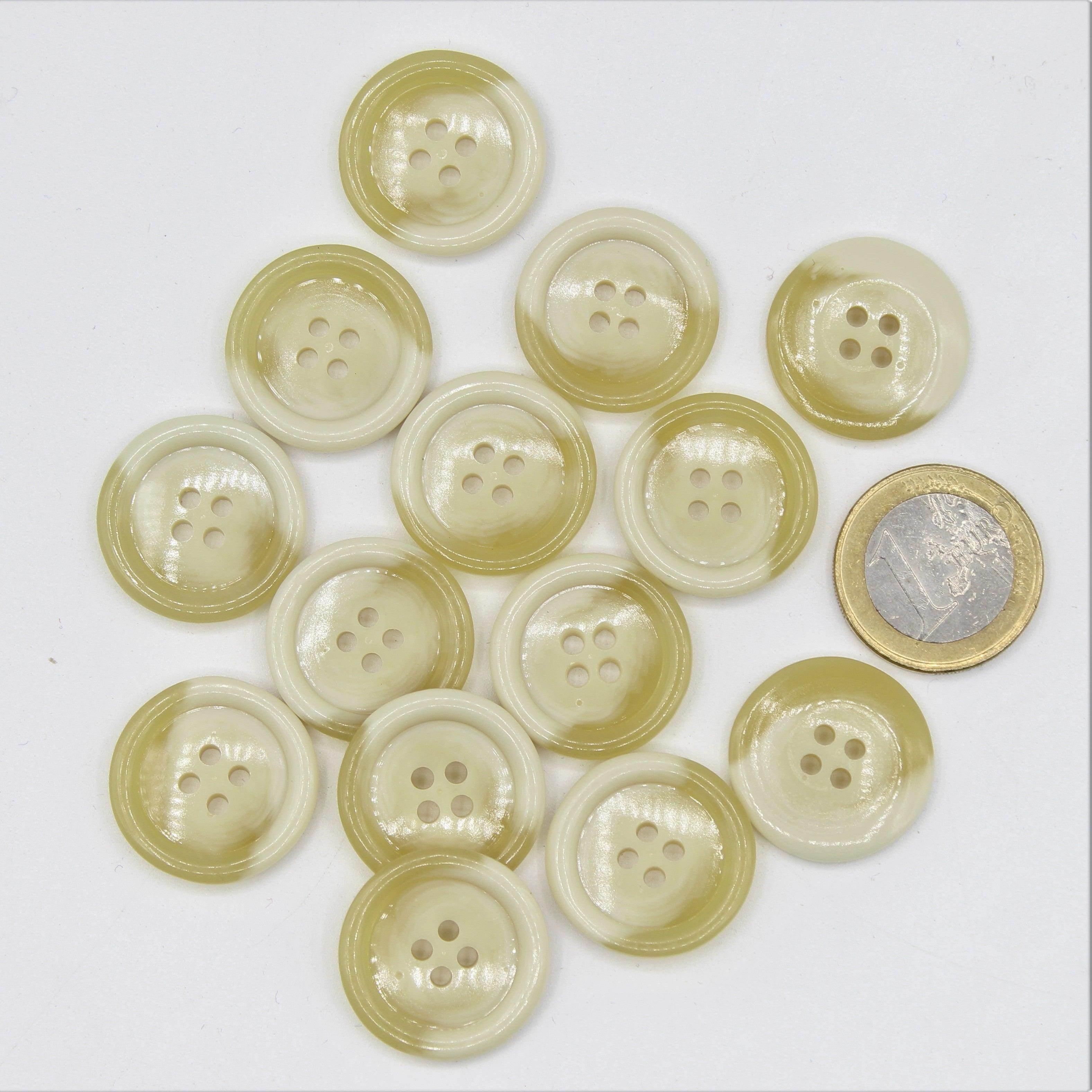 Galalith Marble Button Offwhite #KG44000 - ACCESSOIRES LEDUC BV