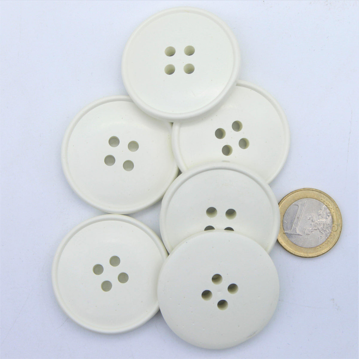 Galalith Classic White Blazer Button #KG44007 - ACCESSOIRES LEDUC BV