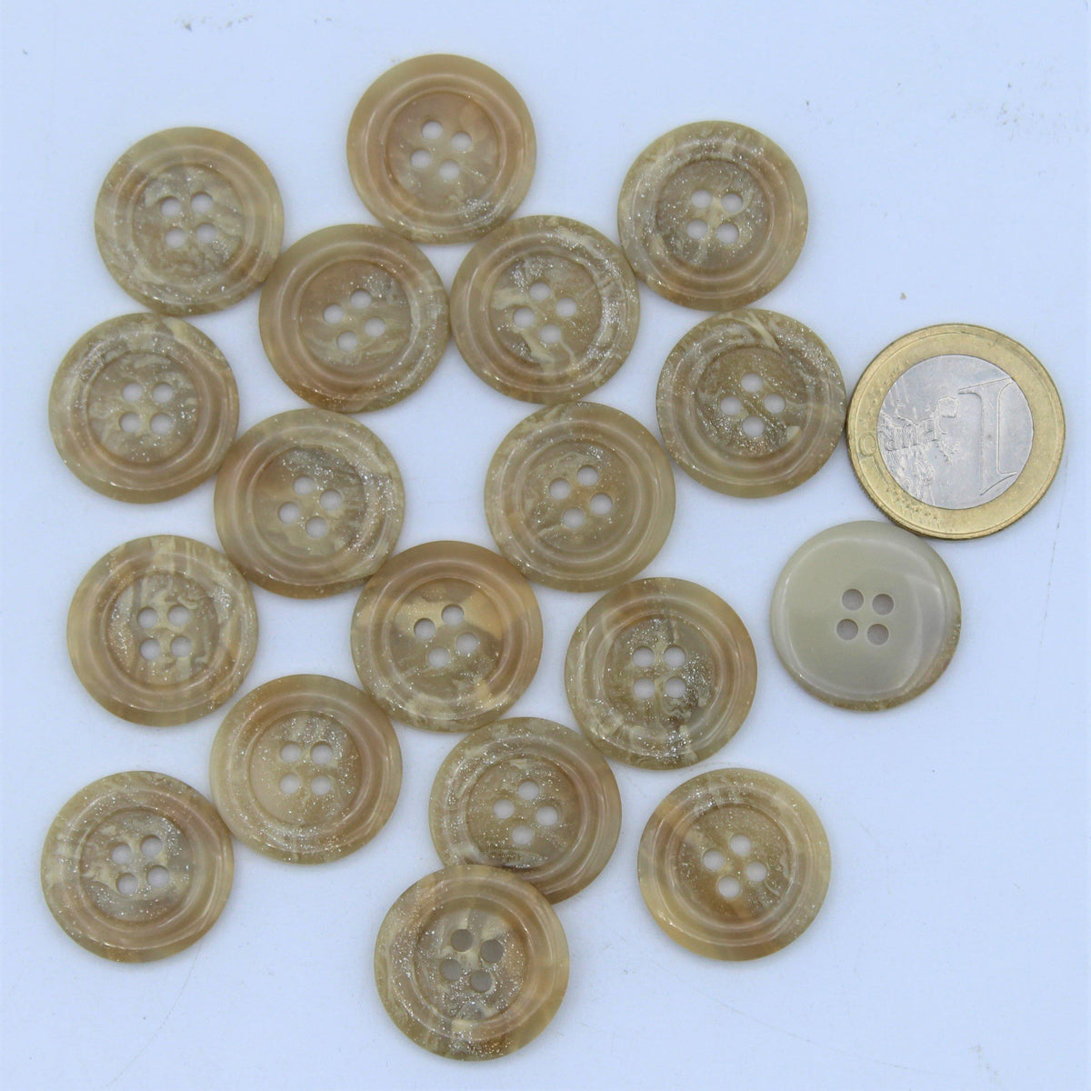 Polyester Light Brown Button 4 holes #KP44004 - ACCESSOIRES LEDUC BV