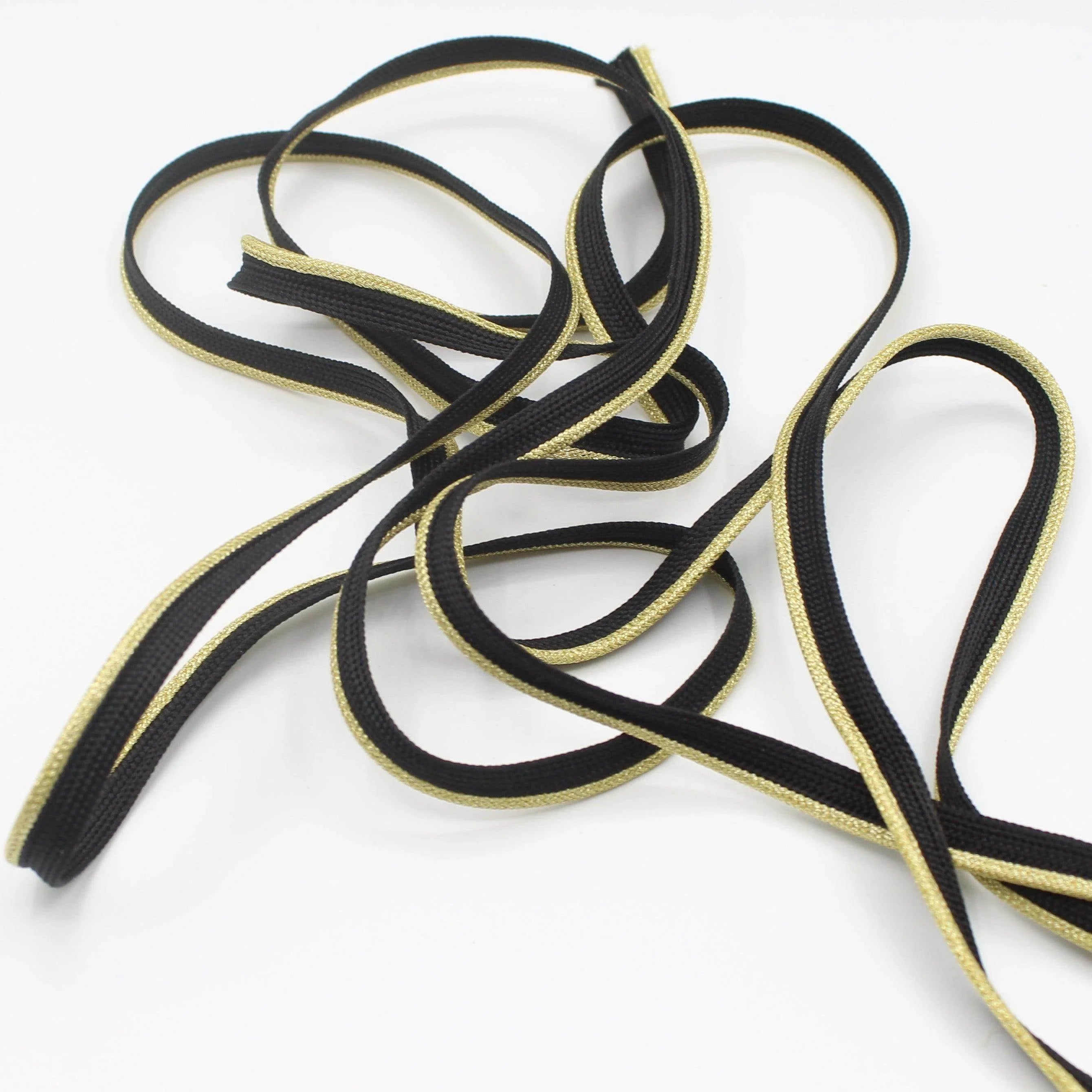 10 M HIGH QUALITY SHINY EDGE LUREX PIPING / 10mm (8+2mm) - ACCESSOIRES LEDUC BV