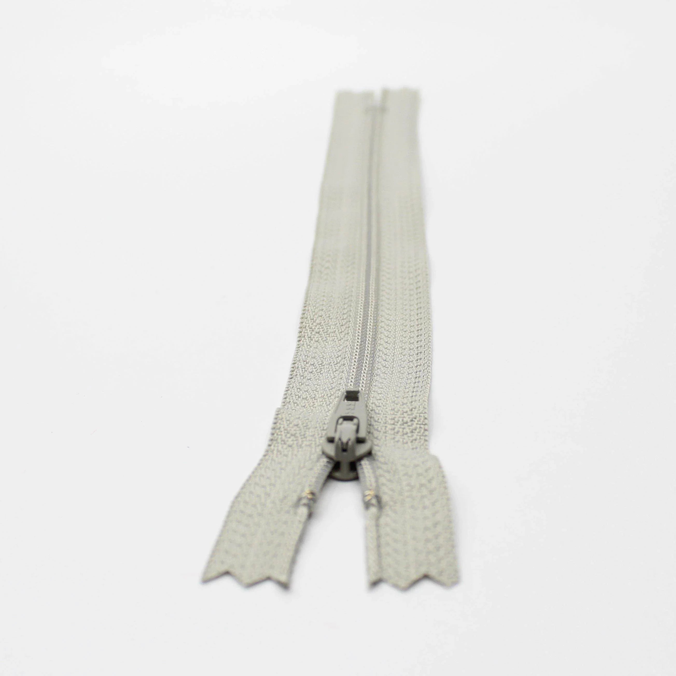YKK - 18cm Nylon Zipper Size 3 - ACCESSOIRES LEDUC BV
