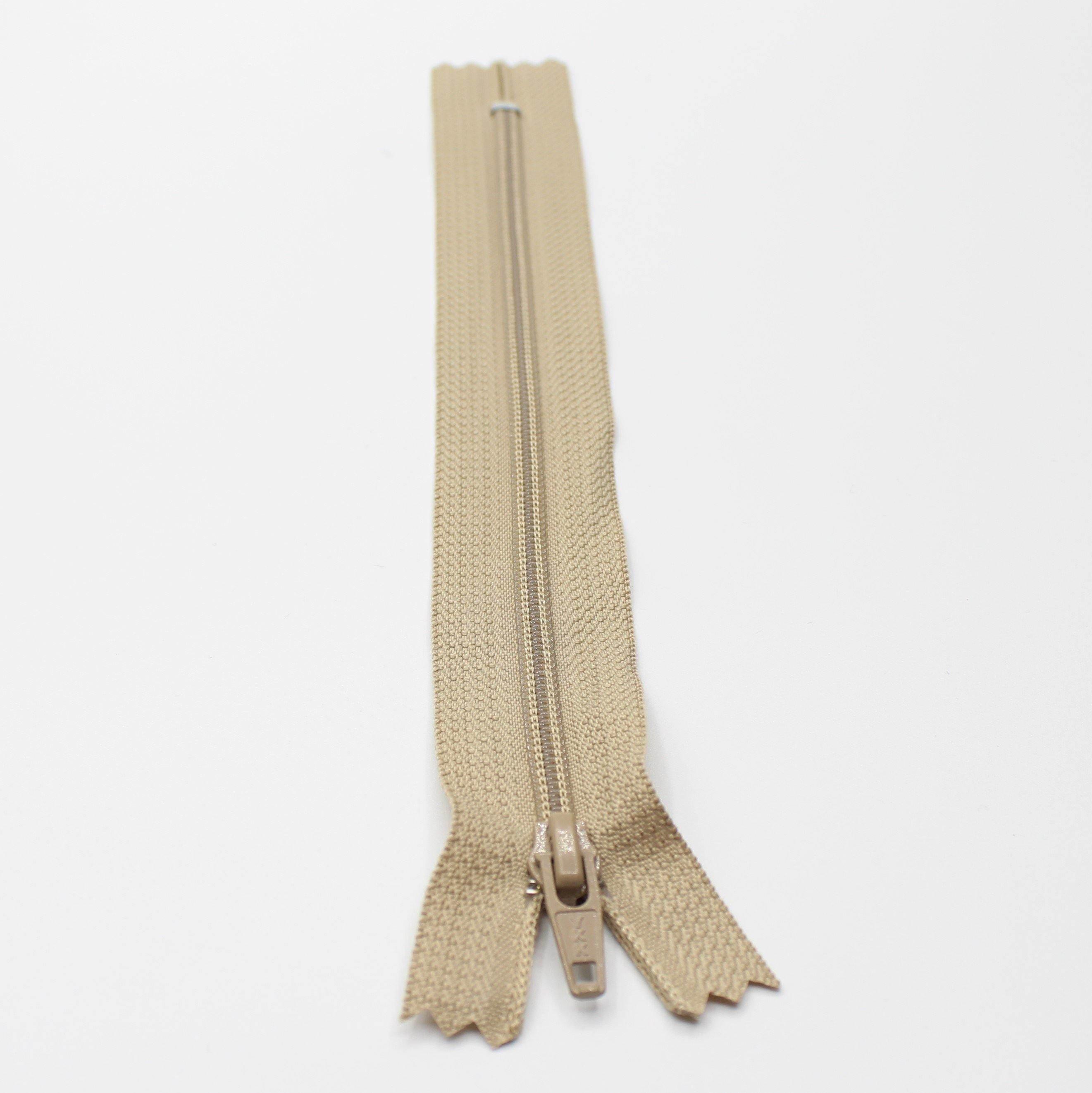 YKK - 20cm Nylon Zipper Size 4.5 for Trousers **Extra Strong** - ACCESSOIRES LEDUC BV