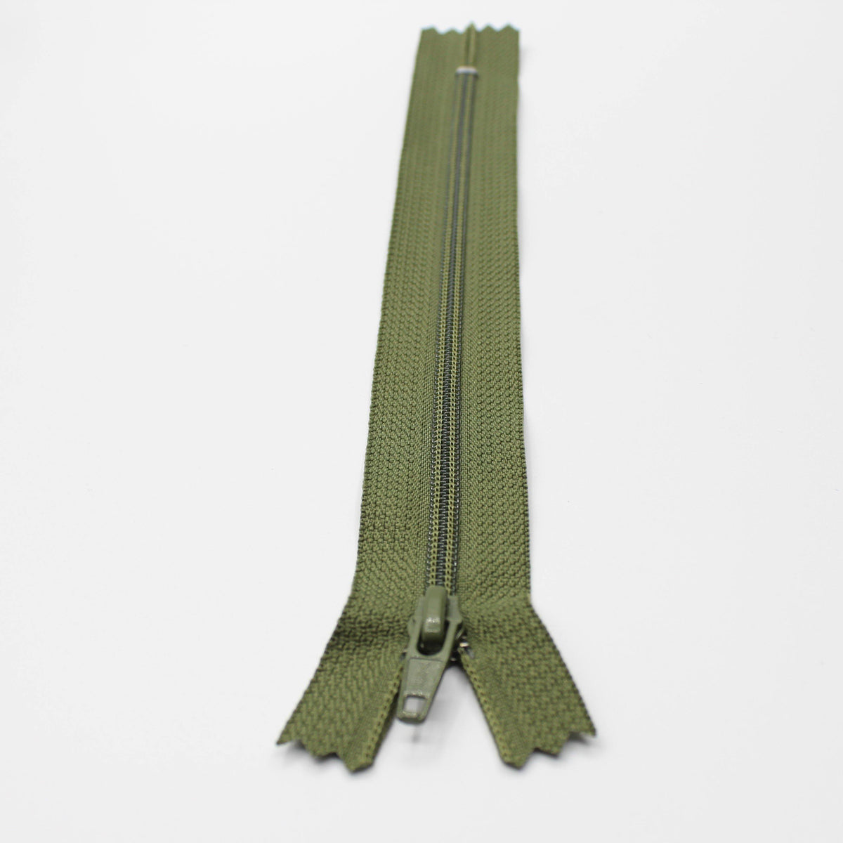 YKK - 20cm Nylon Zipper Size 4.5 for Trousers **Extra Strong** - ACCESSOIRES LEDUC