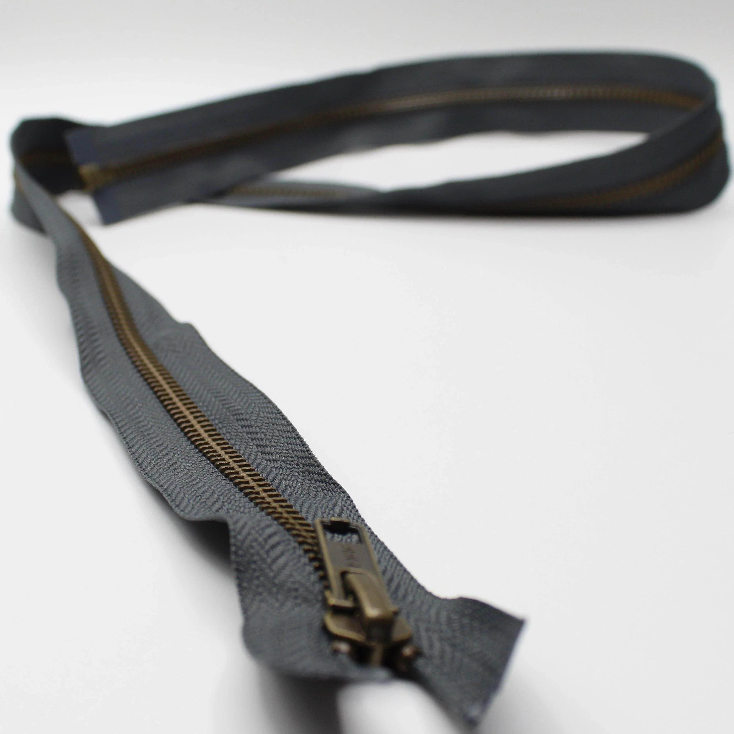 YKK - 80cm Metal Antique Bronze Zipper for Jackets - One Way Open end - ACCESSOIRES LEDUC BV