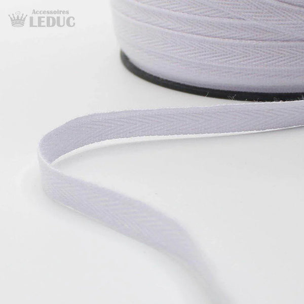 WHITE COTTON HERRINGBONE 8mm 200Meters - ACCESSOIRES LEDUC BV