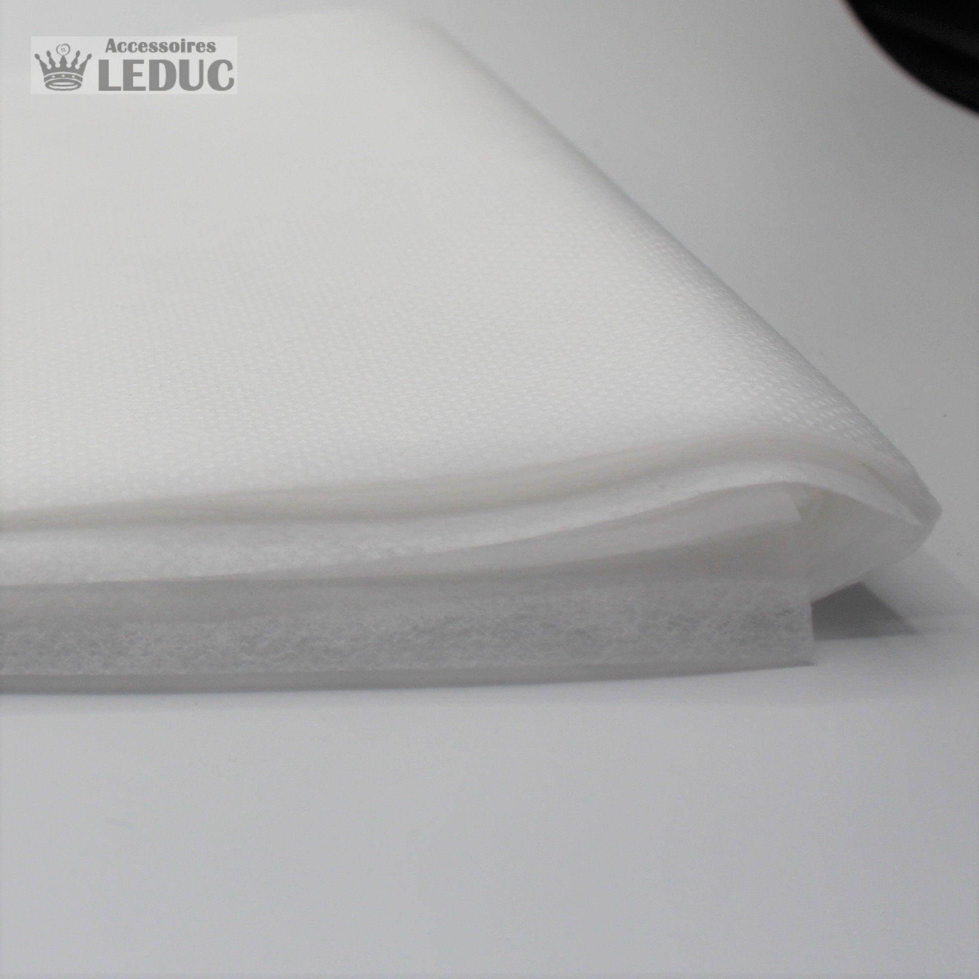 Non woven fabric for 50 masks white, width *20cm* - length 10 m - ACCESSOIRES LEDUC BV