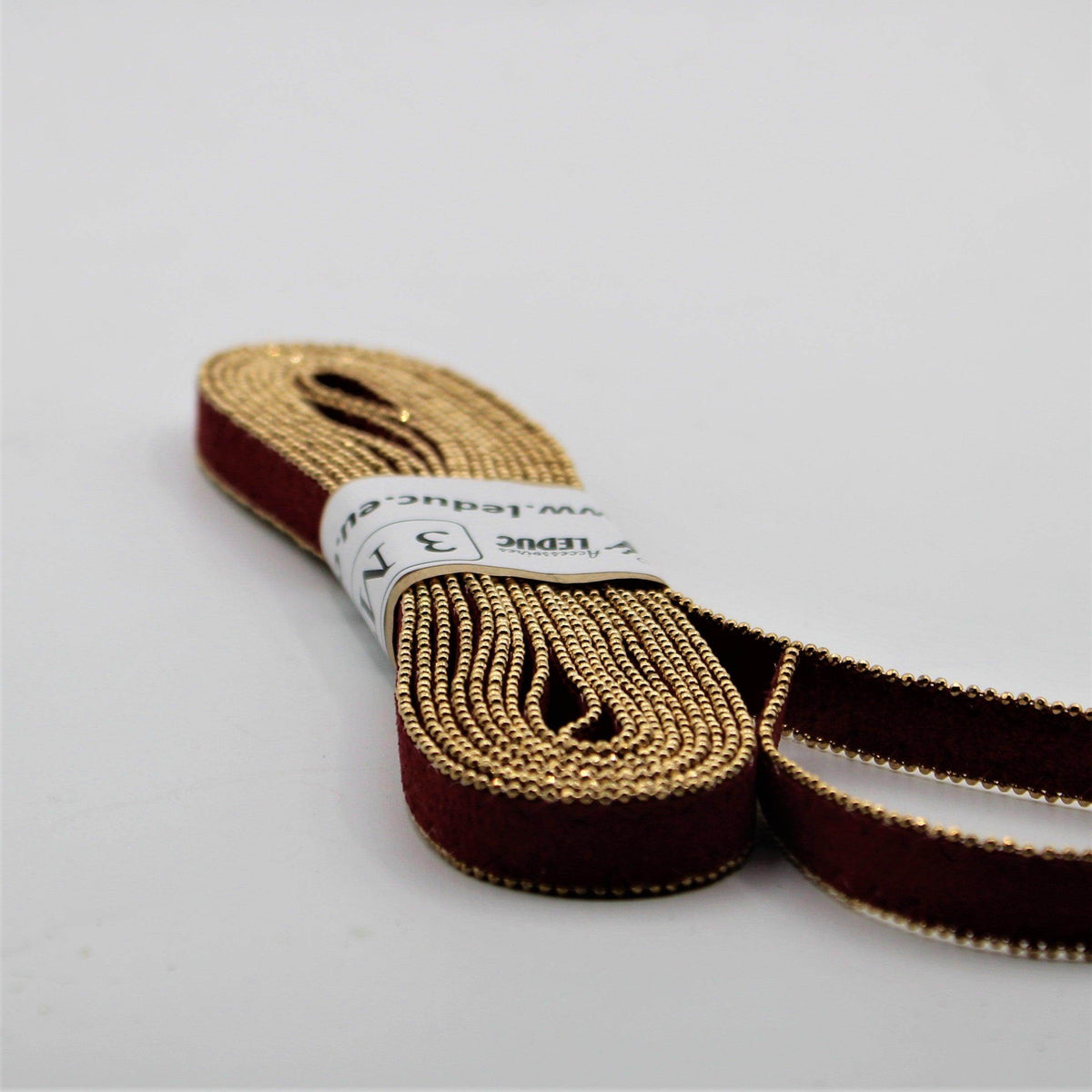 3 meters 10mm Suede Tape with double Beaded Chain sew on #PAS3000 - ACCESSOIRES LEDUC BV