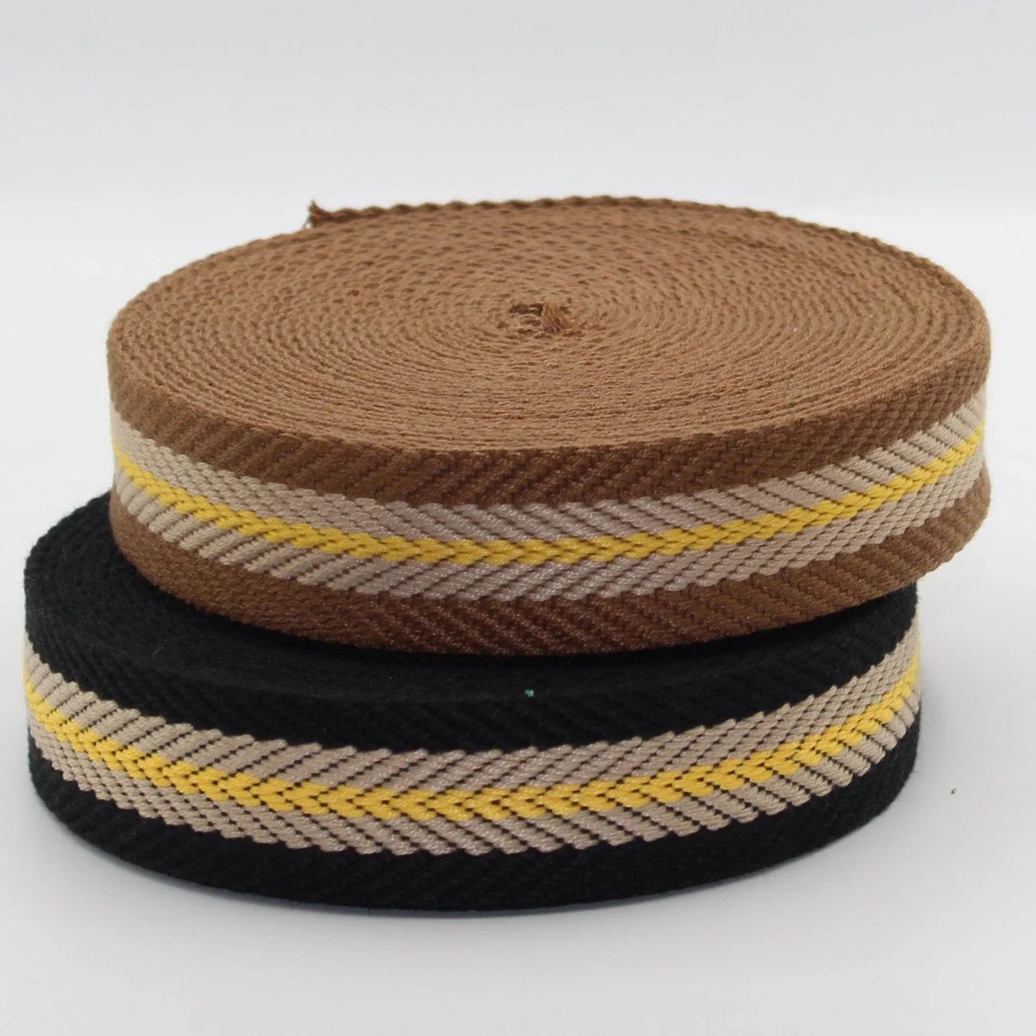 5 meters 30mm Classic Yellow+Ecru Arrow Striped Webbing #RUB1988 - ACCESSOIRES LEDUC BV